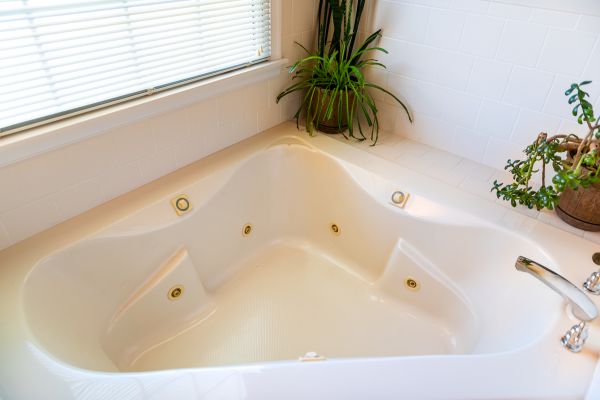 Cost of Soaking Tub Installation in Greenville