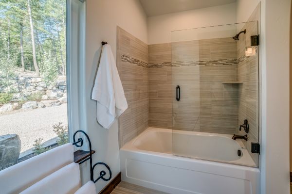 Cost of Bathroom Tub Installation in Greenville